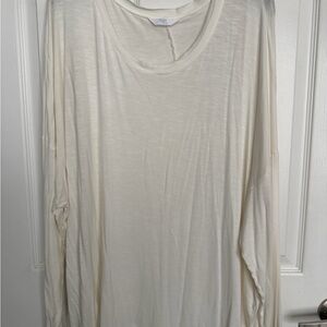 Time and Tru Women's Ivory Long Sleeve Tee